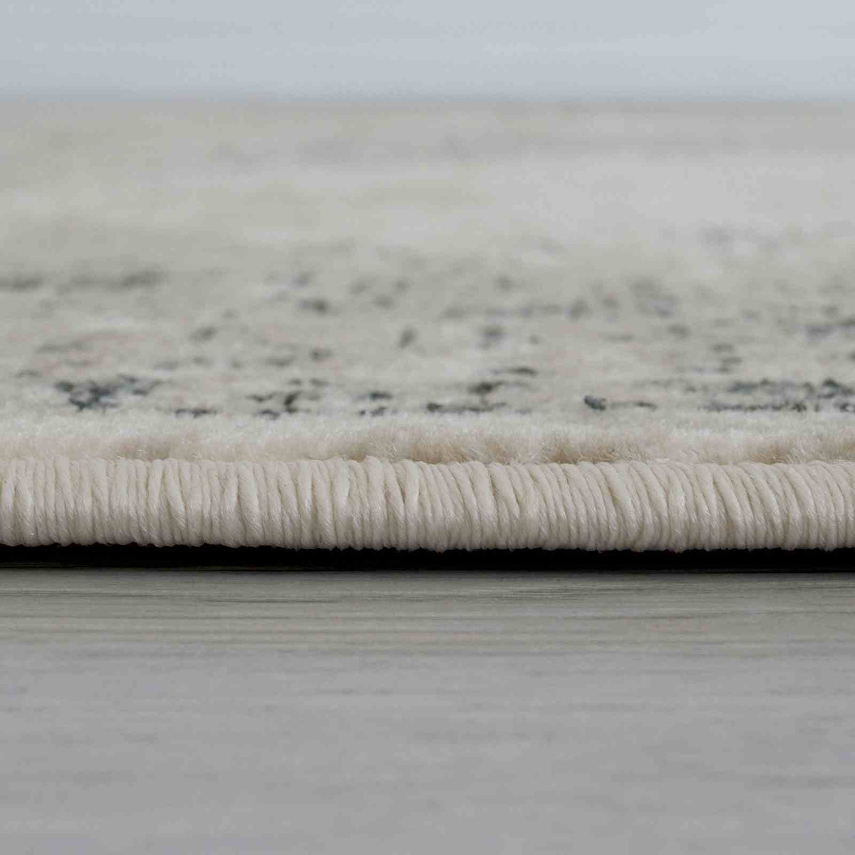 Kozlu Beige Area Rug