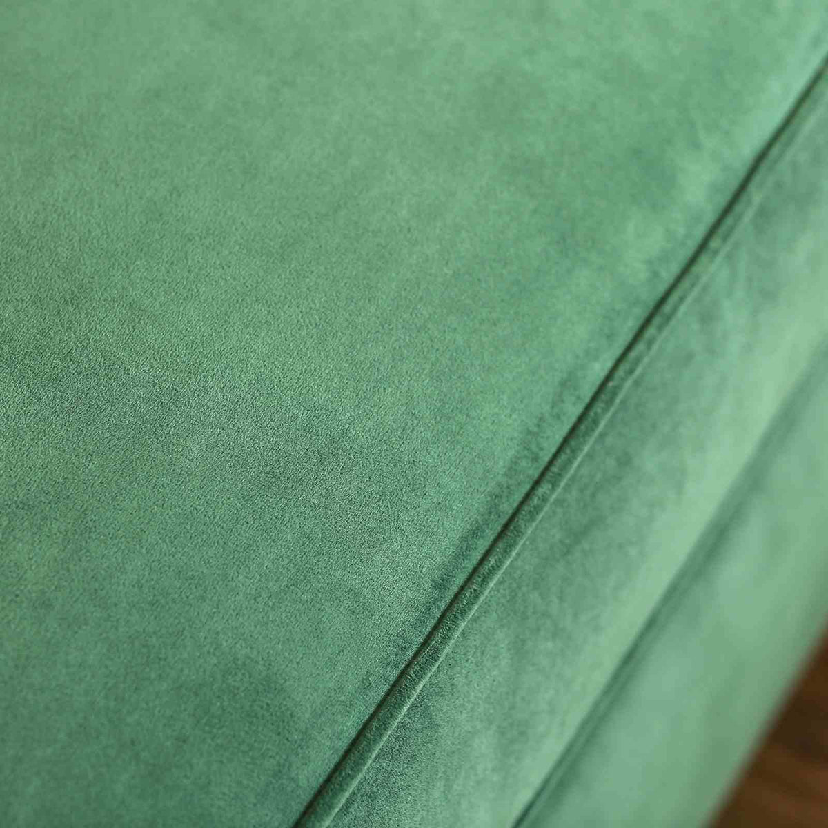 Verdante Emerald Green/Gold Transitional Living Room Set
