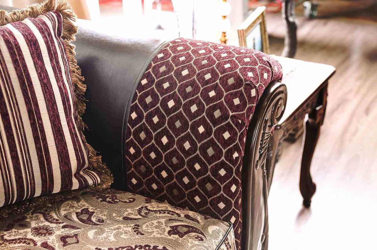 Quirino Burgundy/Dark Brown Traditional Living Room Set