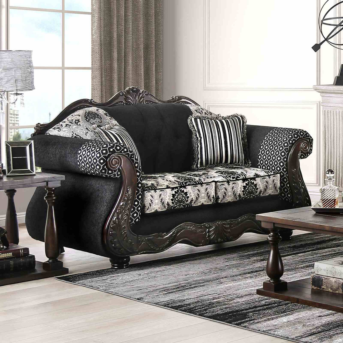 Ronja Black Traditional Living Room Set