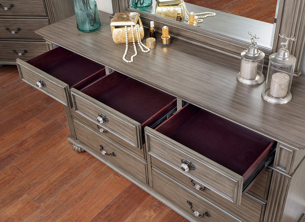 Syracuse Gray Traditional Bedroom Set