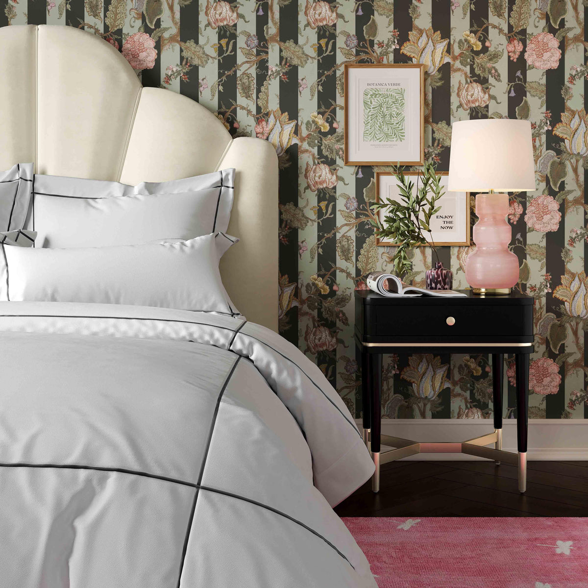 Julieta Black Nightstand - UK