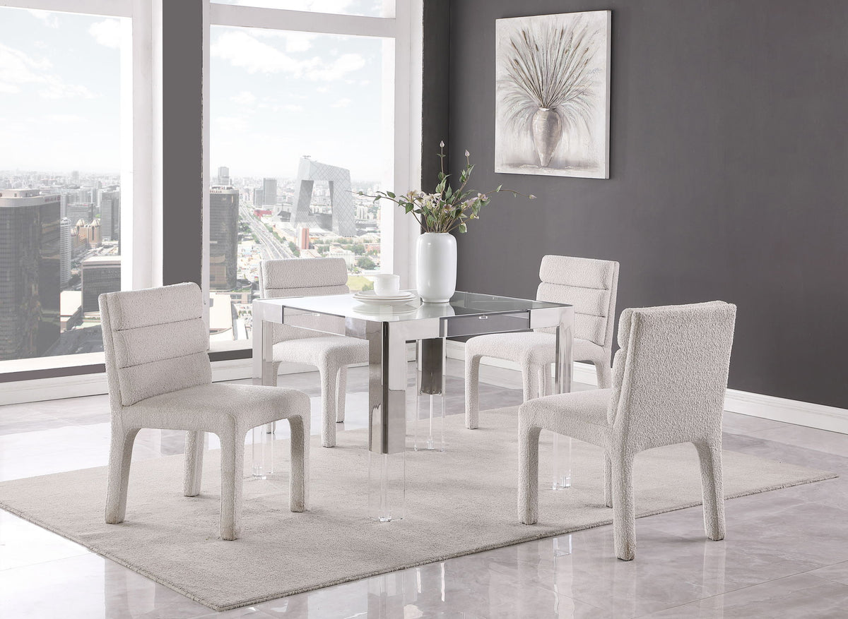 Casper - Dining Table