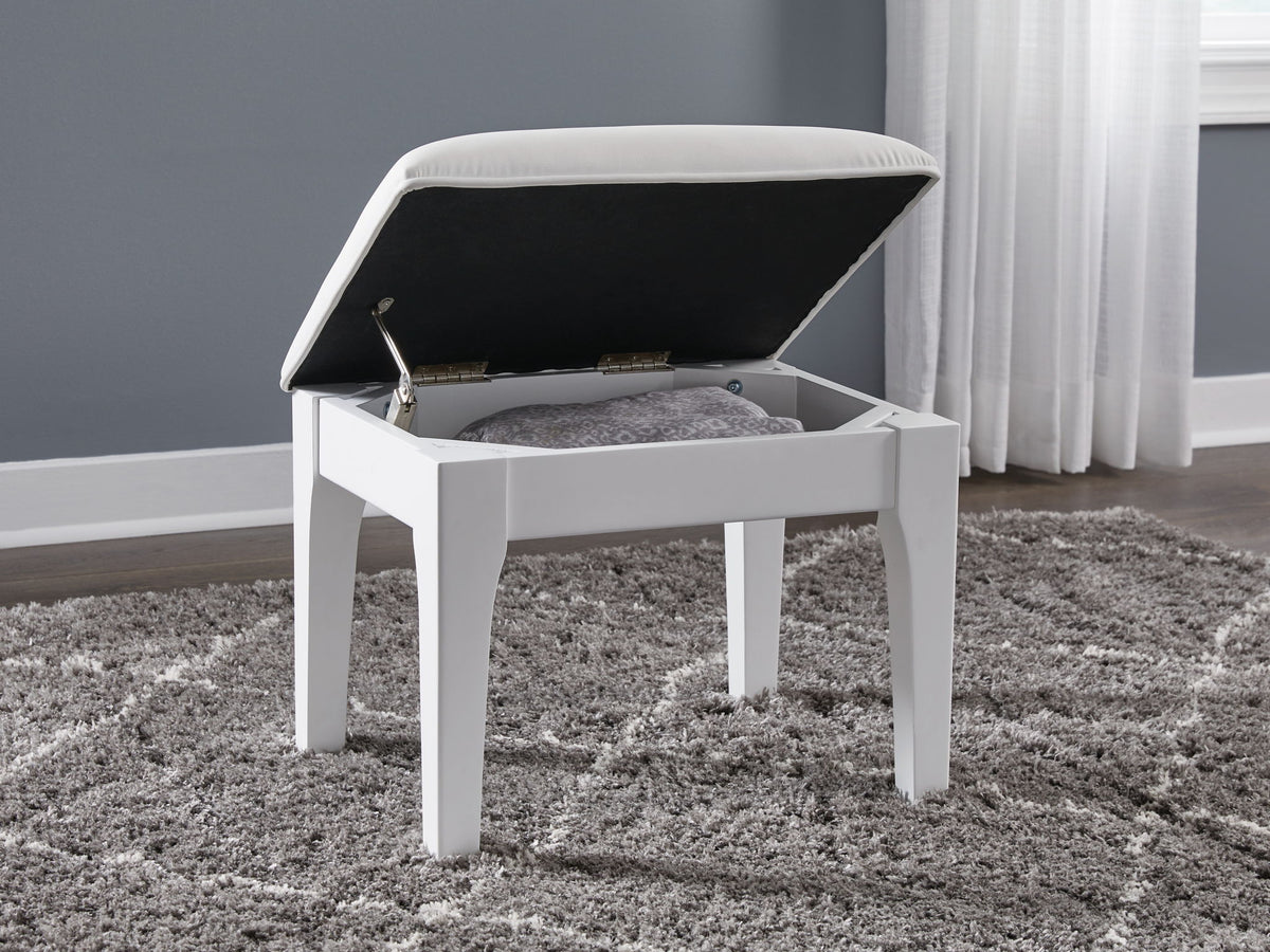 Chalanna - Vanity Stool - White