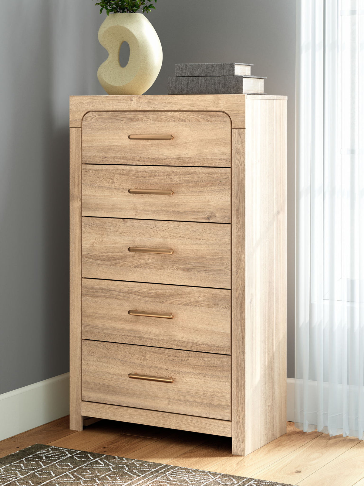 Kinlanni - Five Drawer Chest - Tan