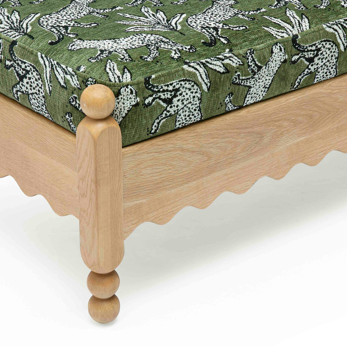 Thelma - Leopard Jacquard Bench