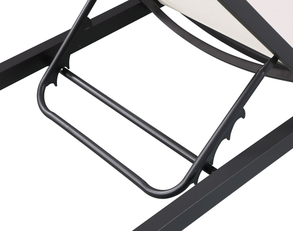 Nizuc - Outdoor Chaise Lounge Chair