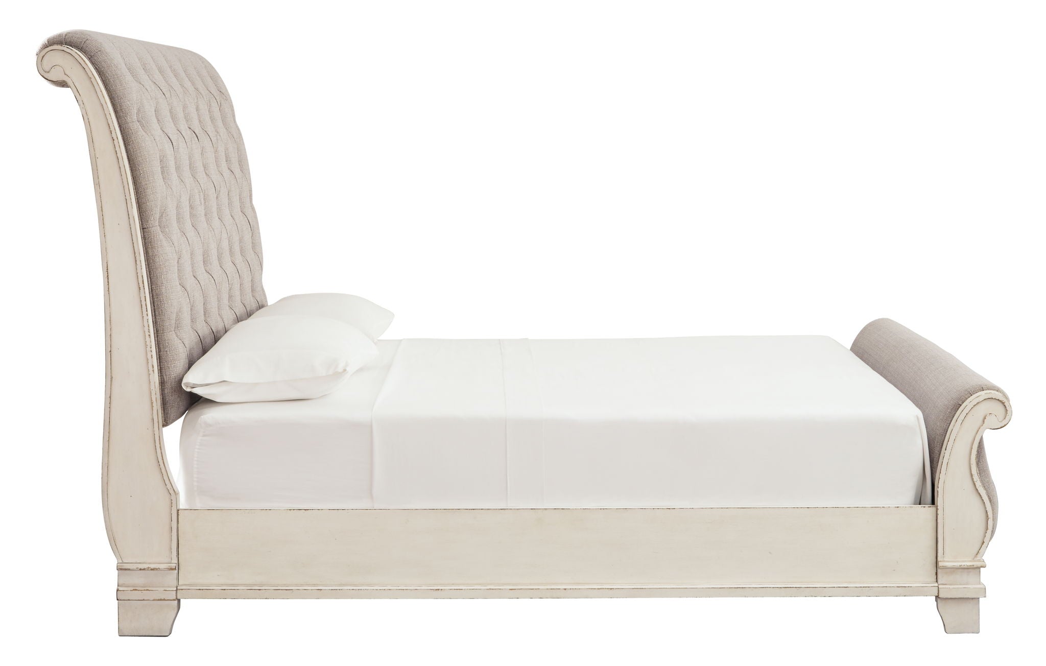 Realyn - Upholstered Sleigh Bed