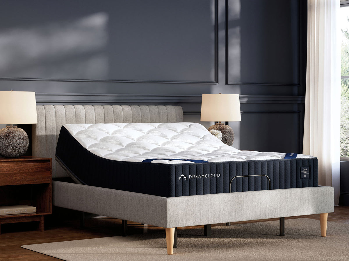 DreamCloud Classic Hybrid - Mattress