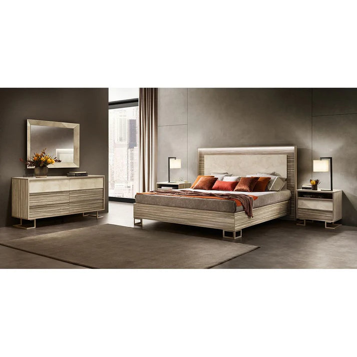 Luce Collection