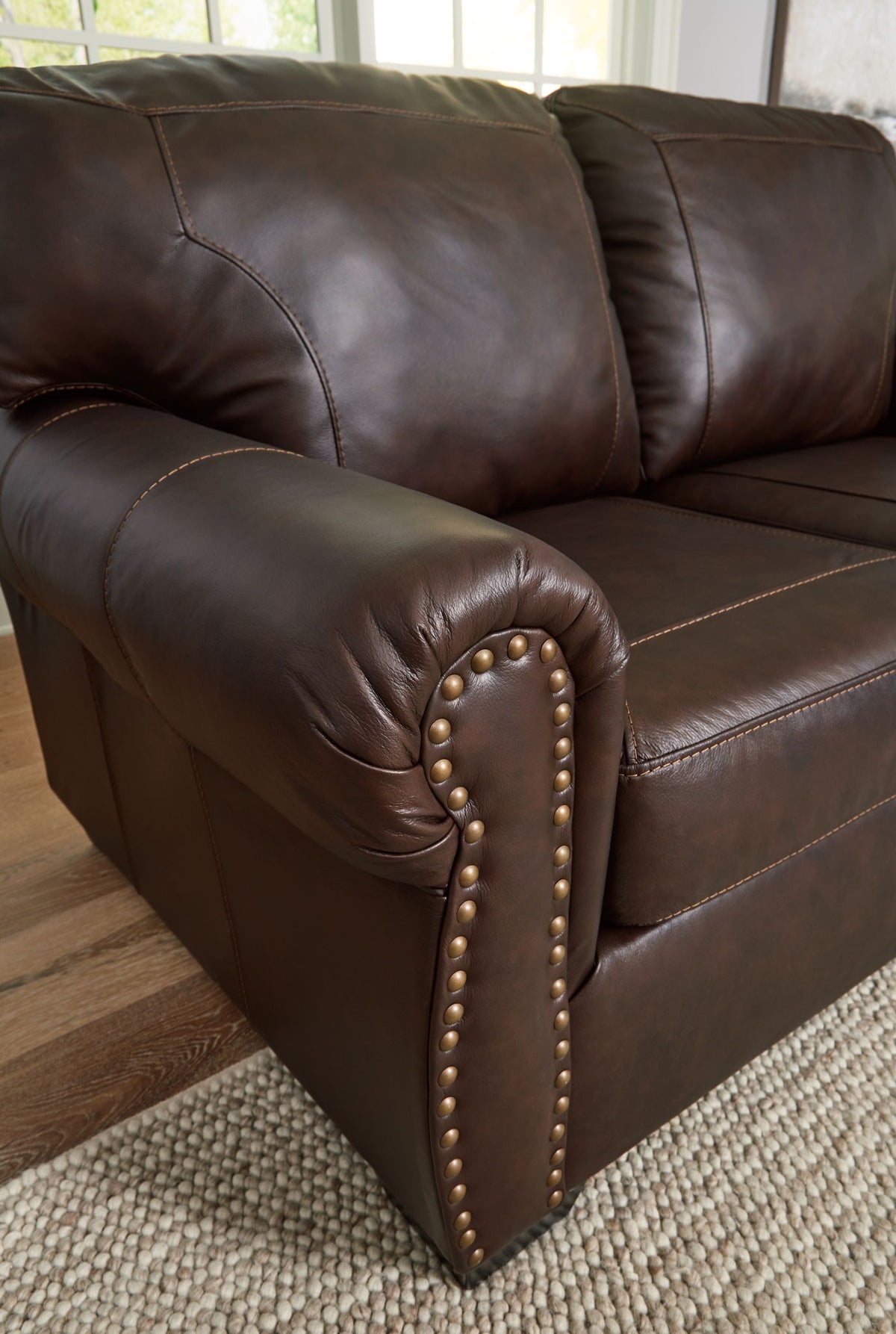 Colleton - Loveseat - Dark Brown