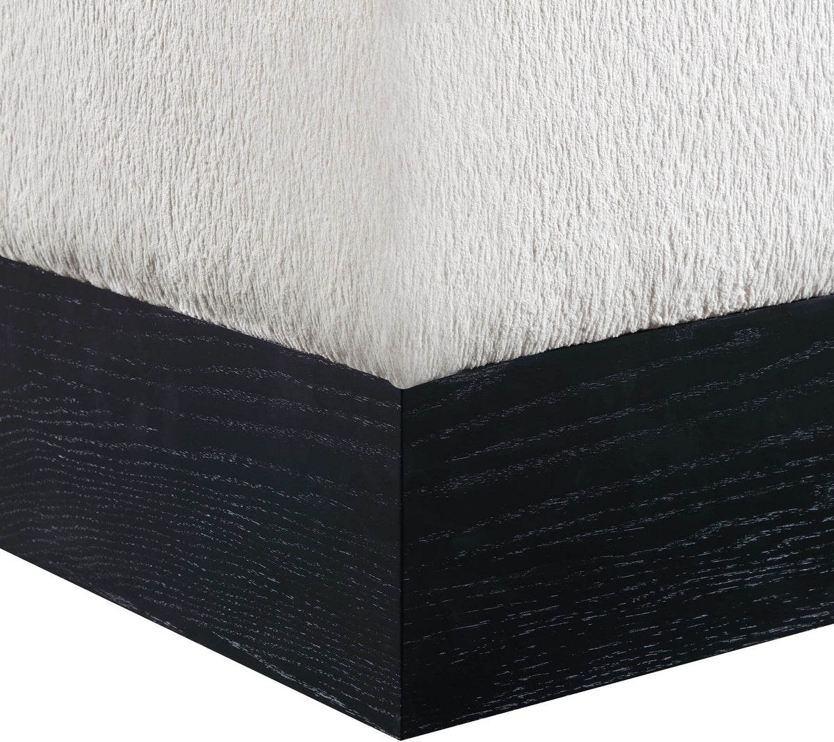 Havre - Ottoman / Stool With Black Base
