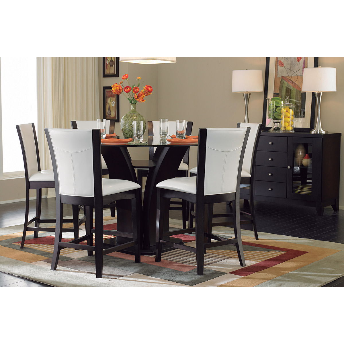 Daisy - Round Table With Glass Top