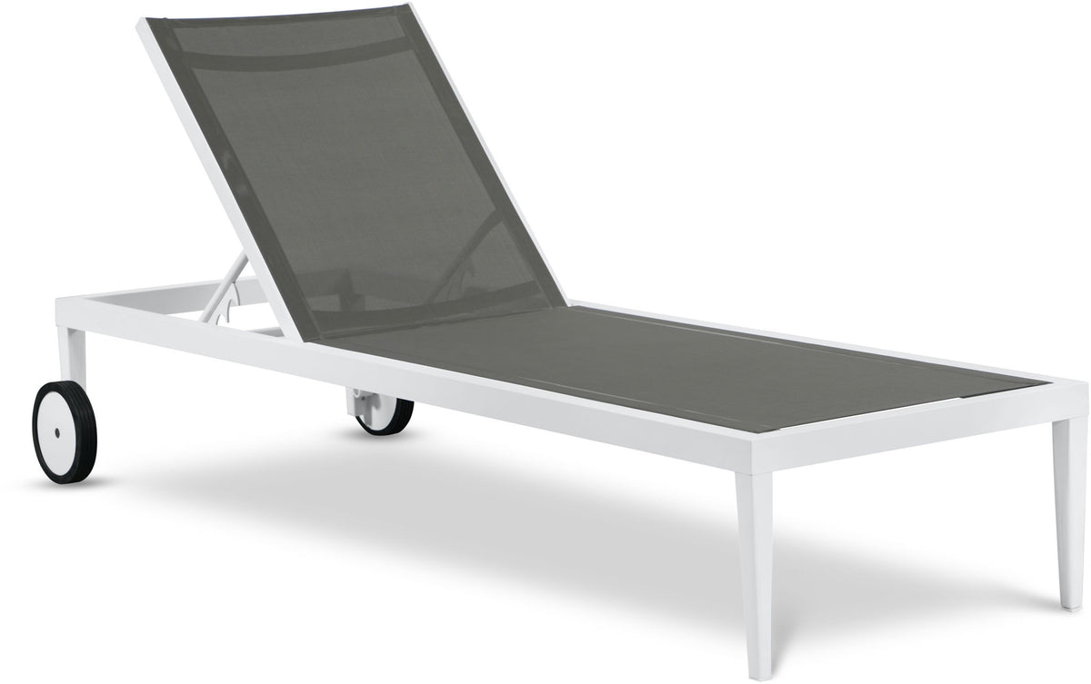 Nizuc - Outdoor Patio Chaise Lounge Chair