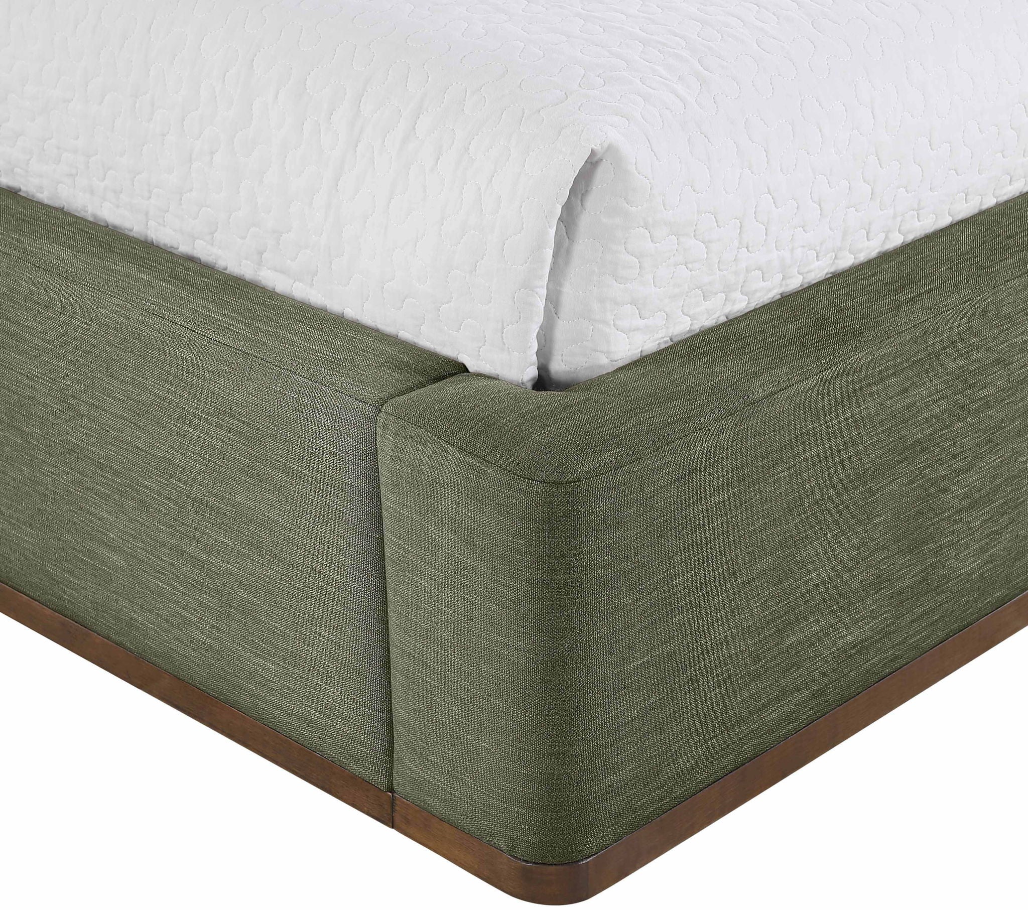 Aurin - Upholstered Bed