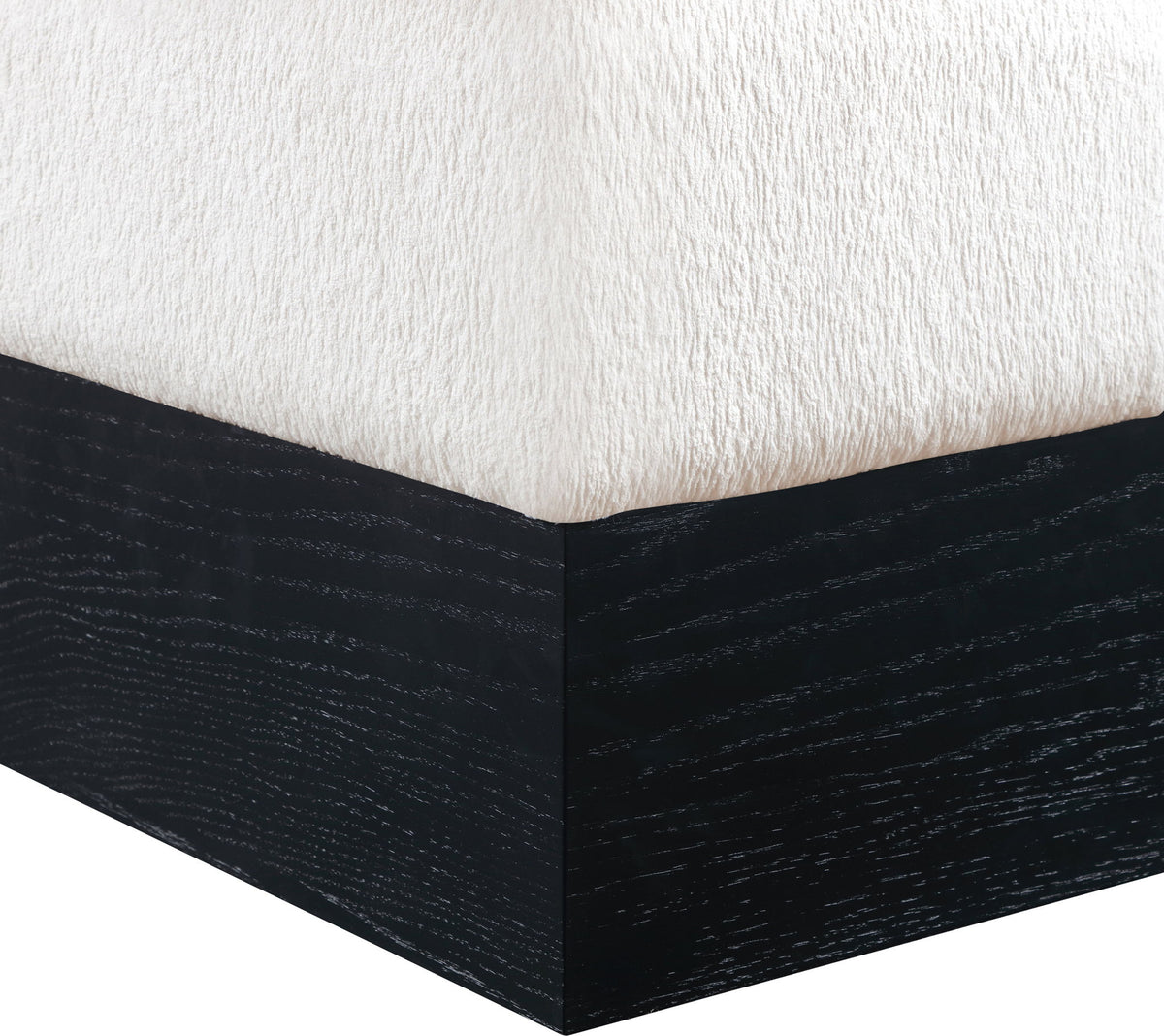 Havre - Ottoman / Stool With Black Base