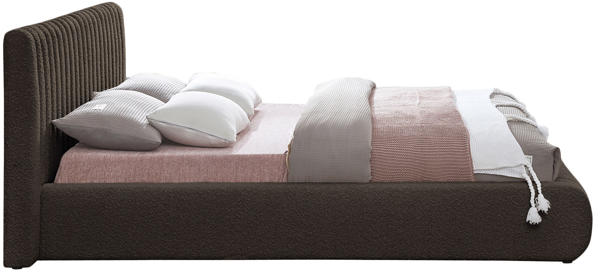 Nash - Bed