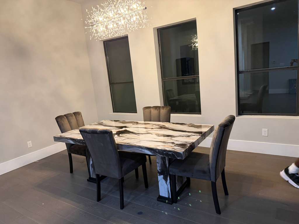 Checklist: Everything You  Need to Furnish a 3-Bedroom  Home in Houston