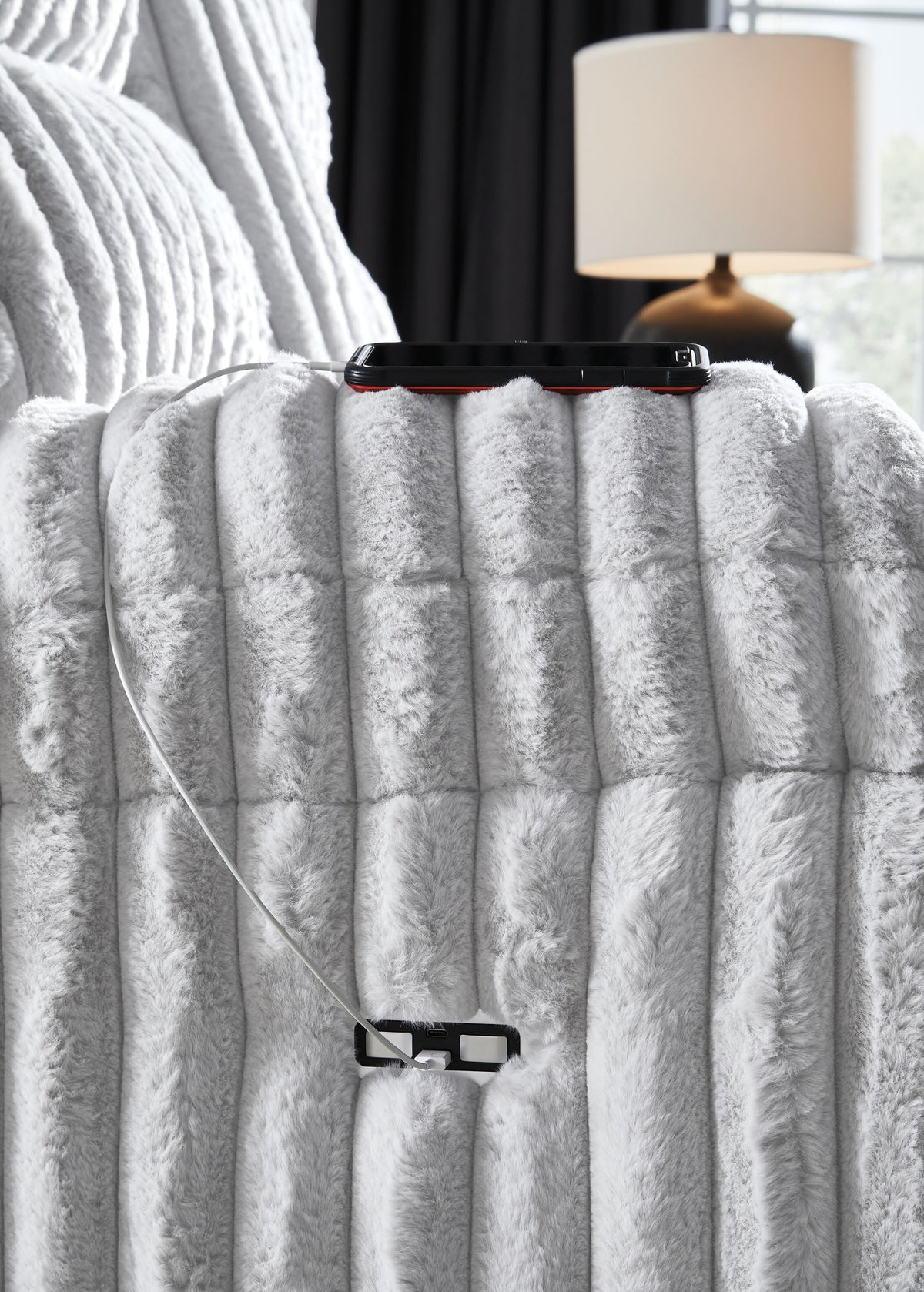 Rhines Falls - Double Reclining Power Loveseat With Console - Alloy