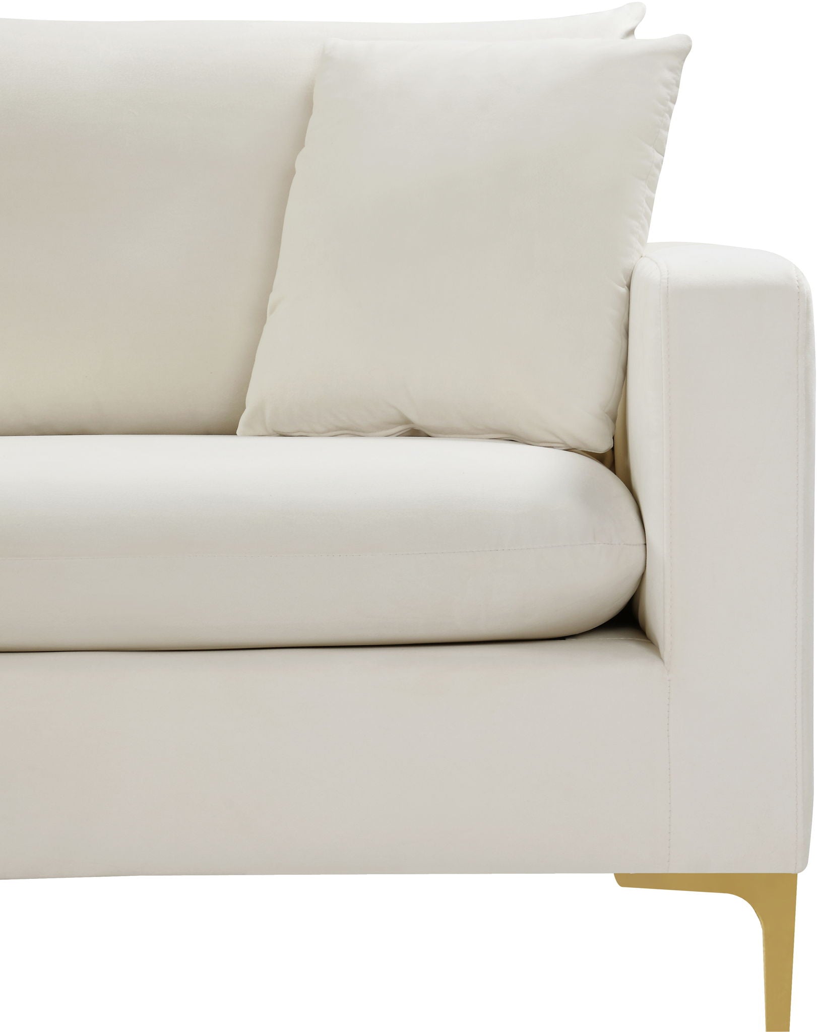 Naomi - Loveseat