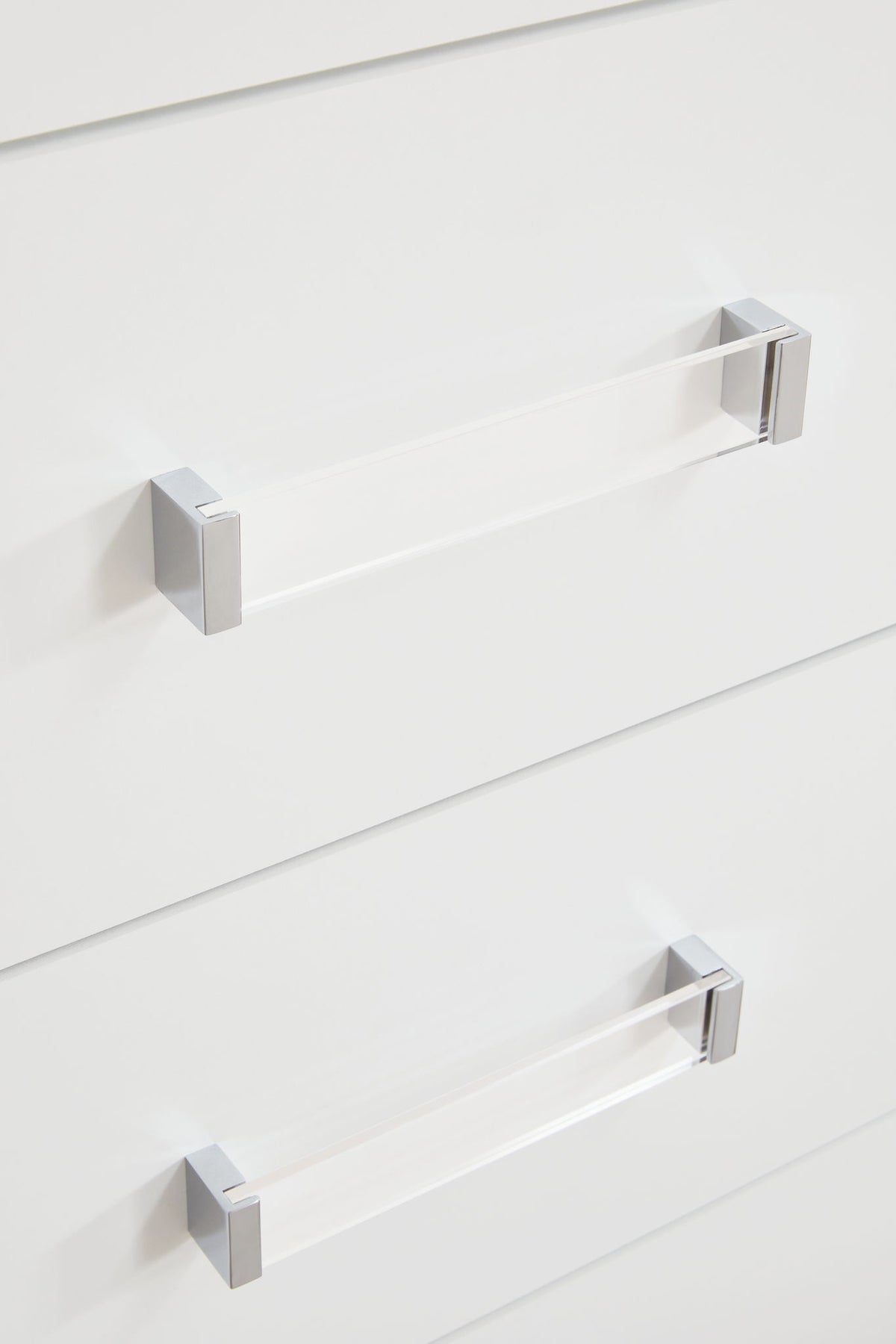Maeling - Two Drawer Night Stand