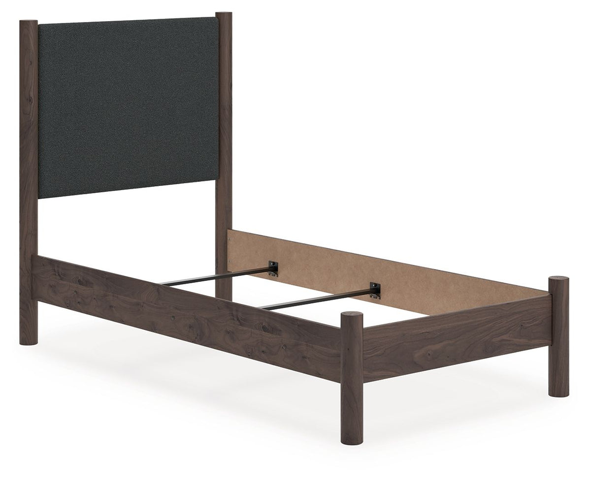 Pamytta - Upholstered Panel Bed