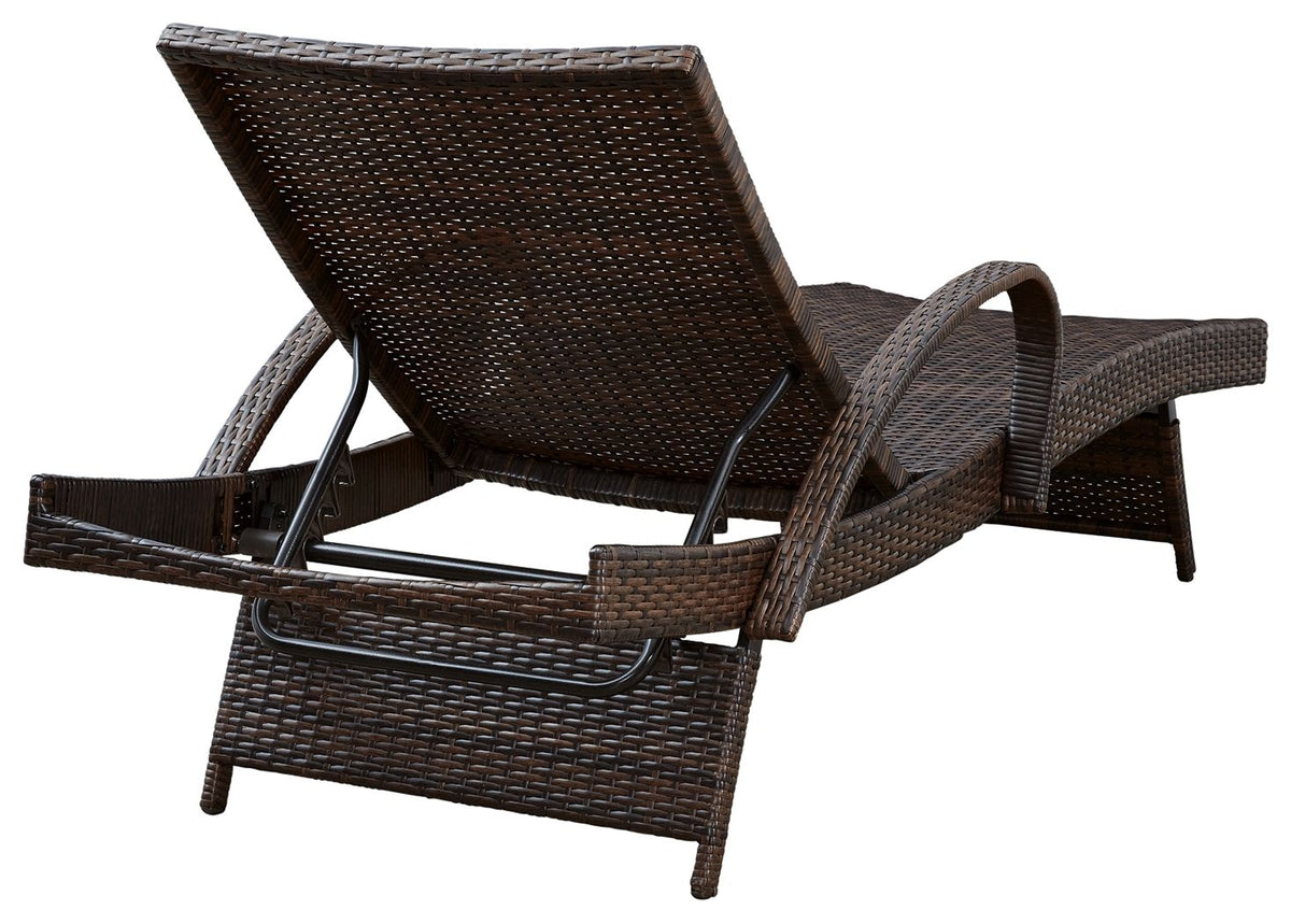 Kantana - Chaise Lounge (Set of 2) - Brown