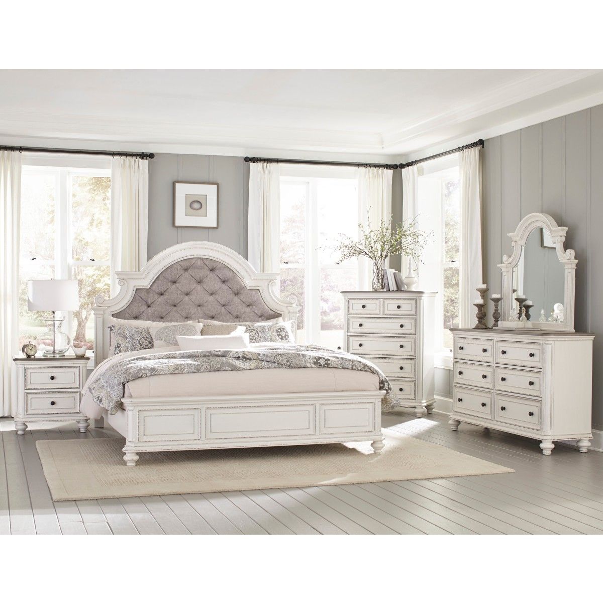 Baylesford - Dresser - Antique White
