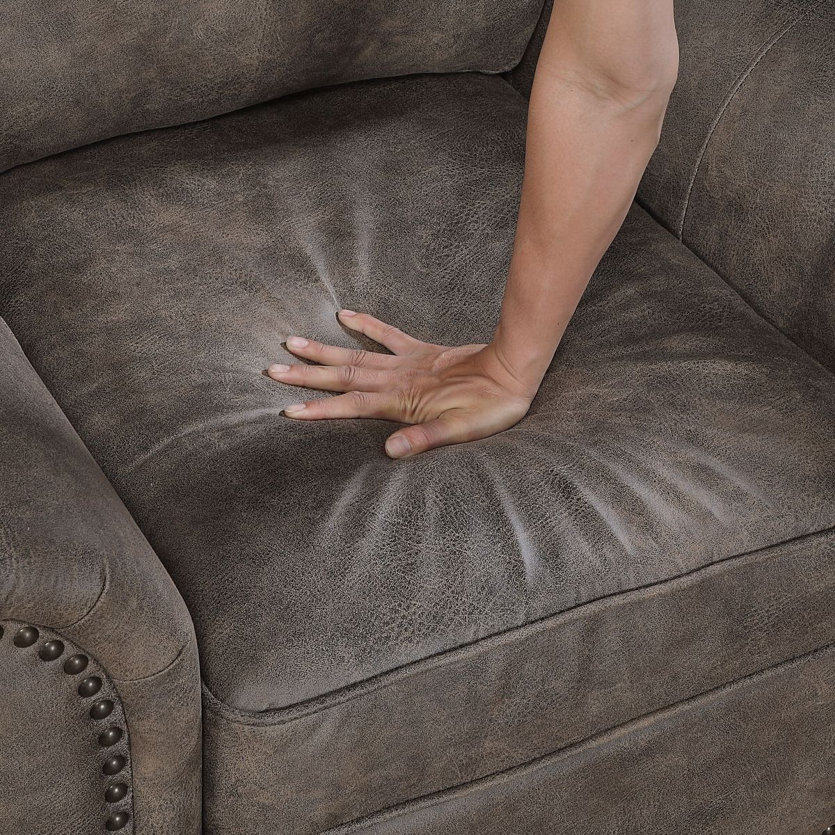 Pinnacle - Chair - Dark Brown