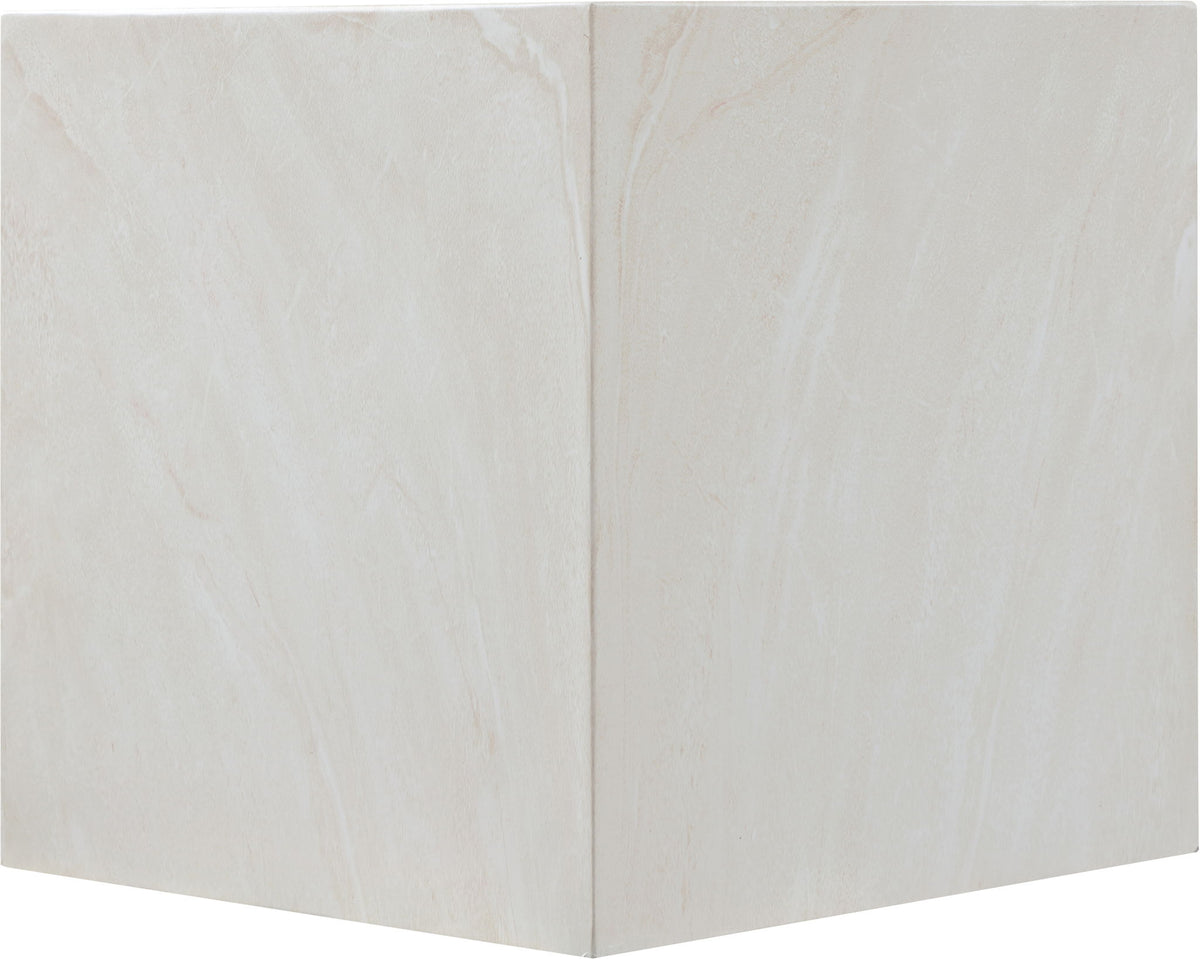 Piazza - Table