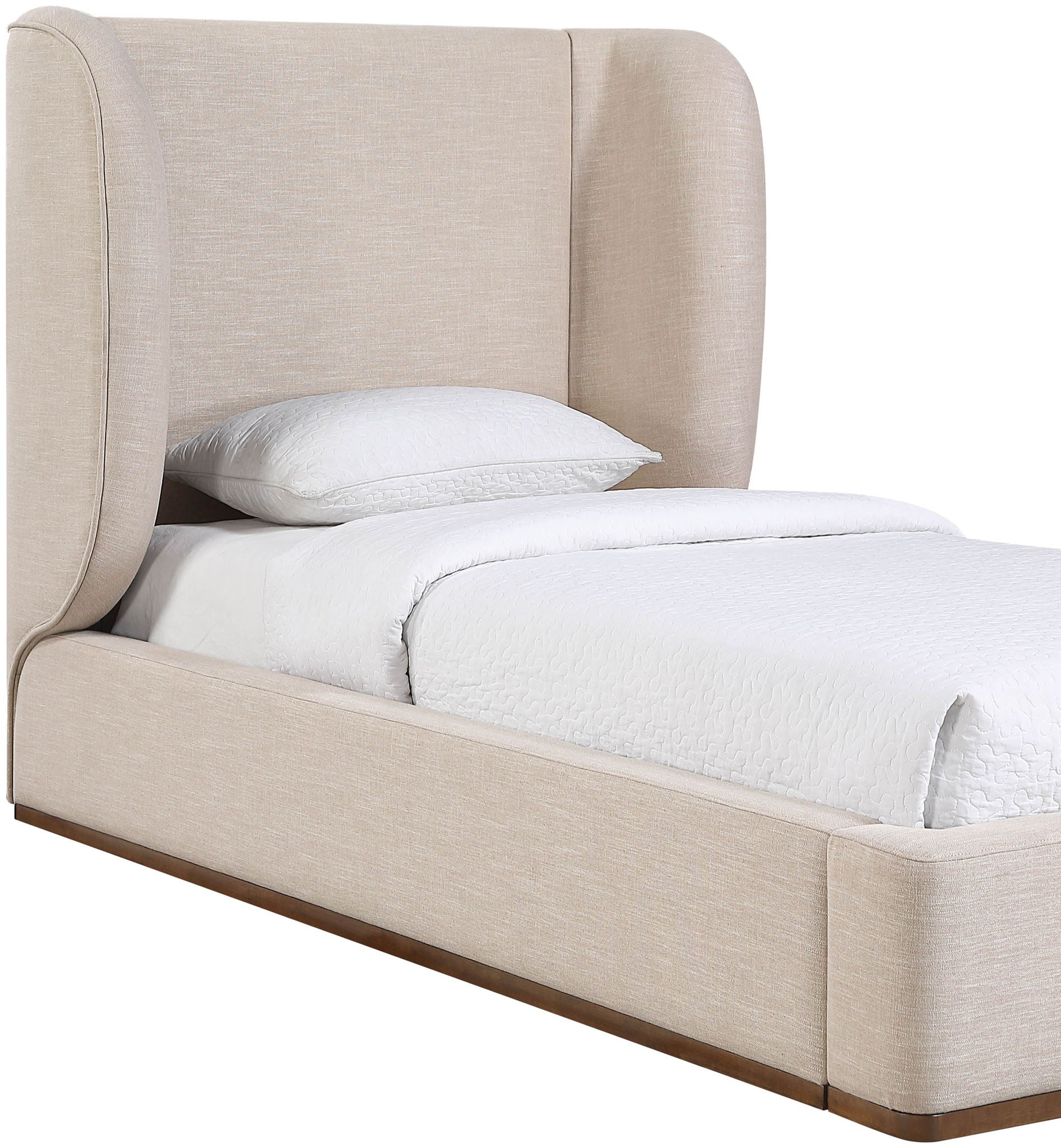 Aurin - Upholstered Bed