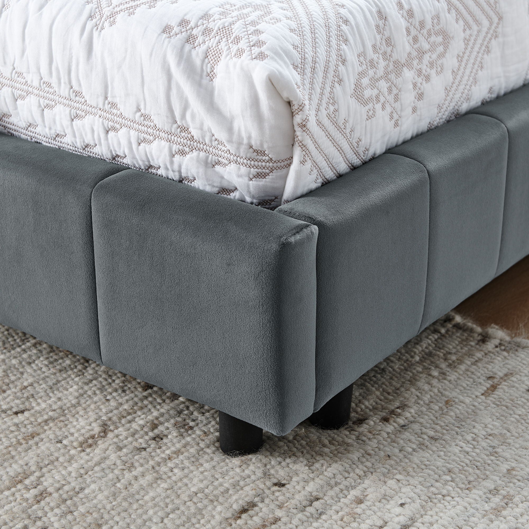 Elegant Storage Upholstered Tufted Bed Frame With Backrest And Armrests