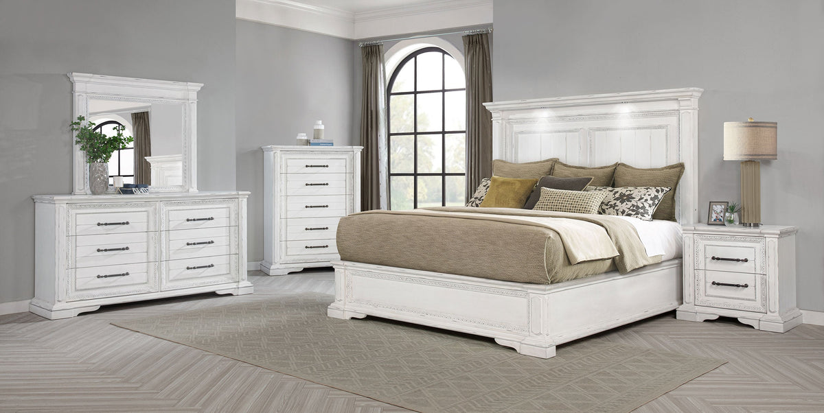 McKinney 5-piece Bedroom Set Vintage White