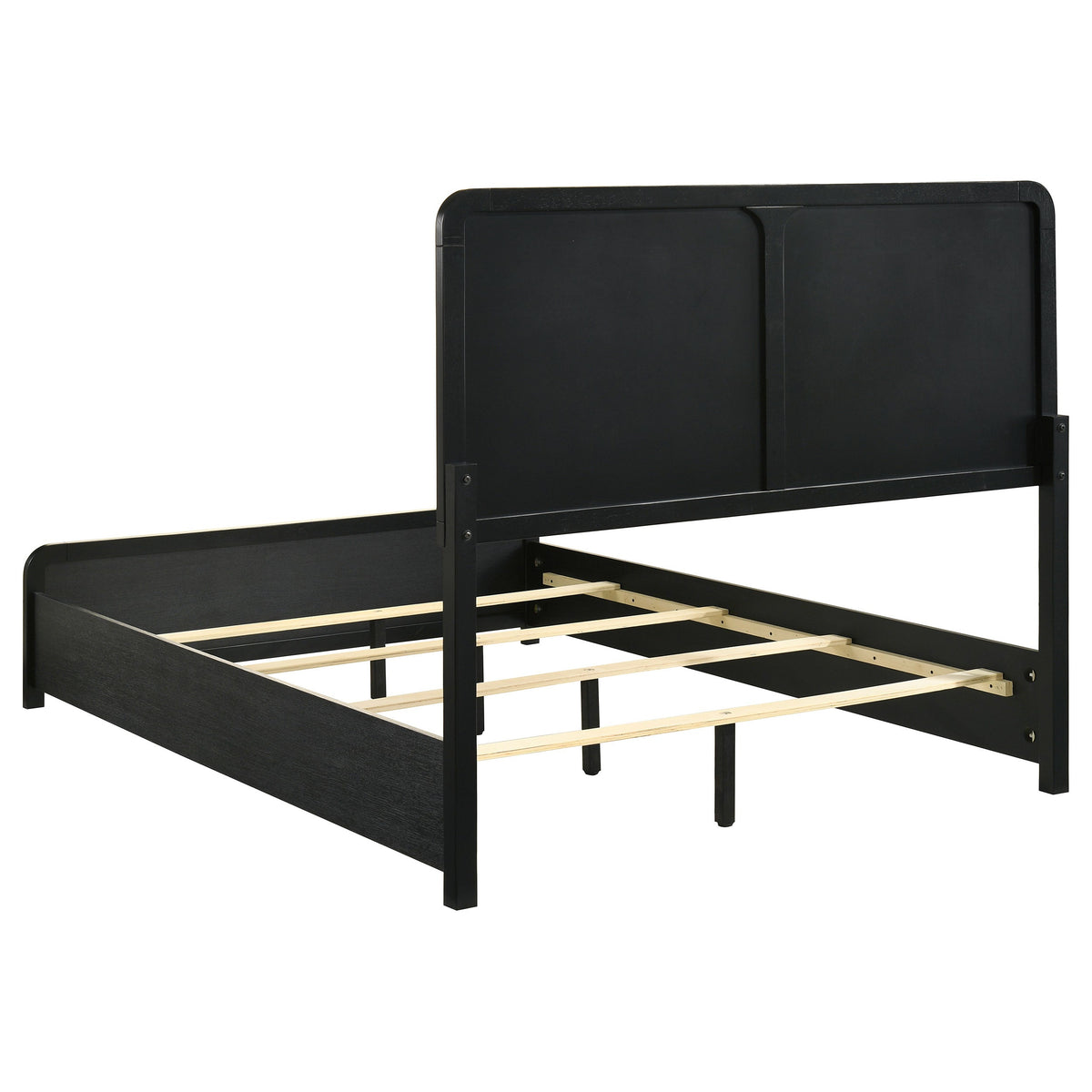 Cavelle 5-piece Bedroom Set Black