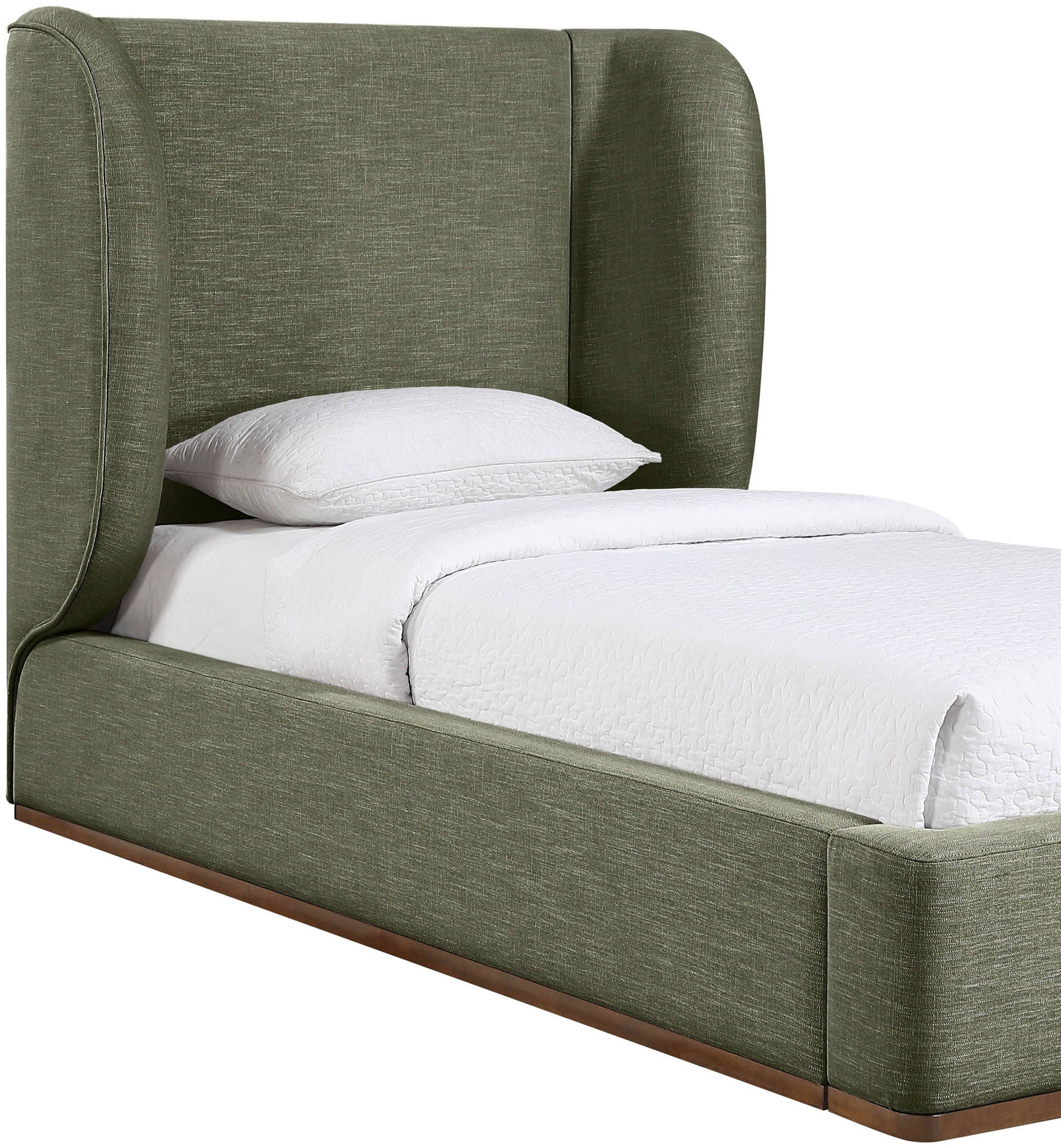 Aurin - Upholstered Bed
