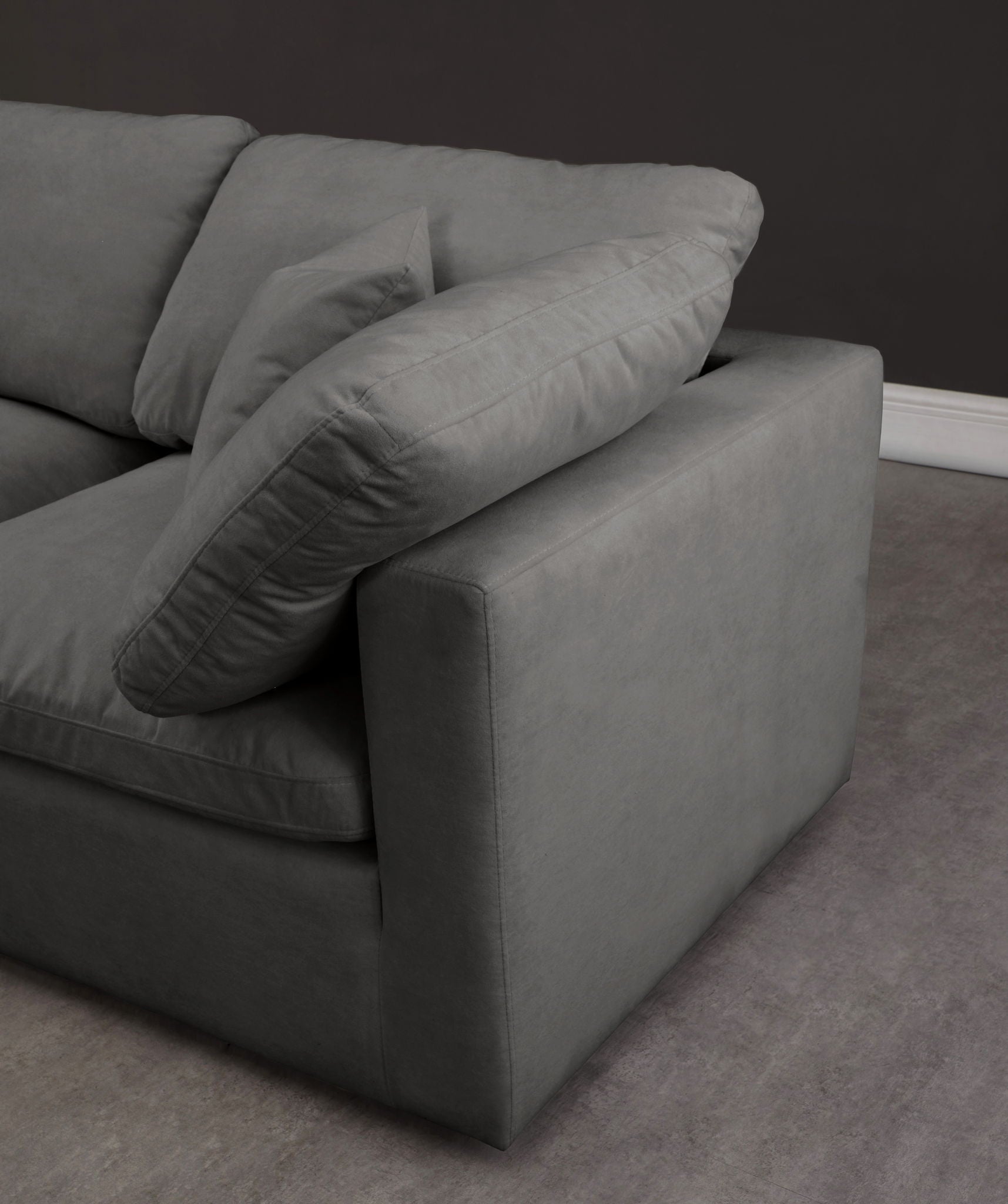 Plush - 5 Piece Modular Sectional