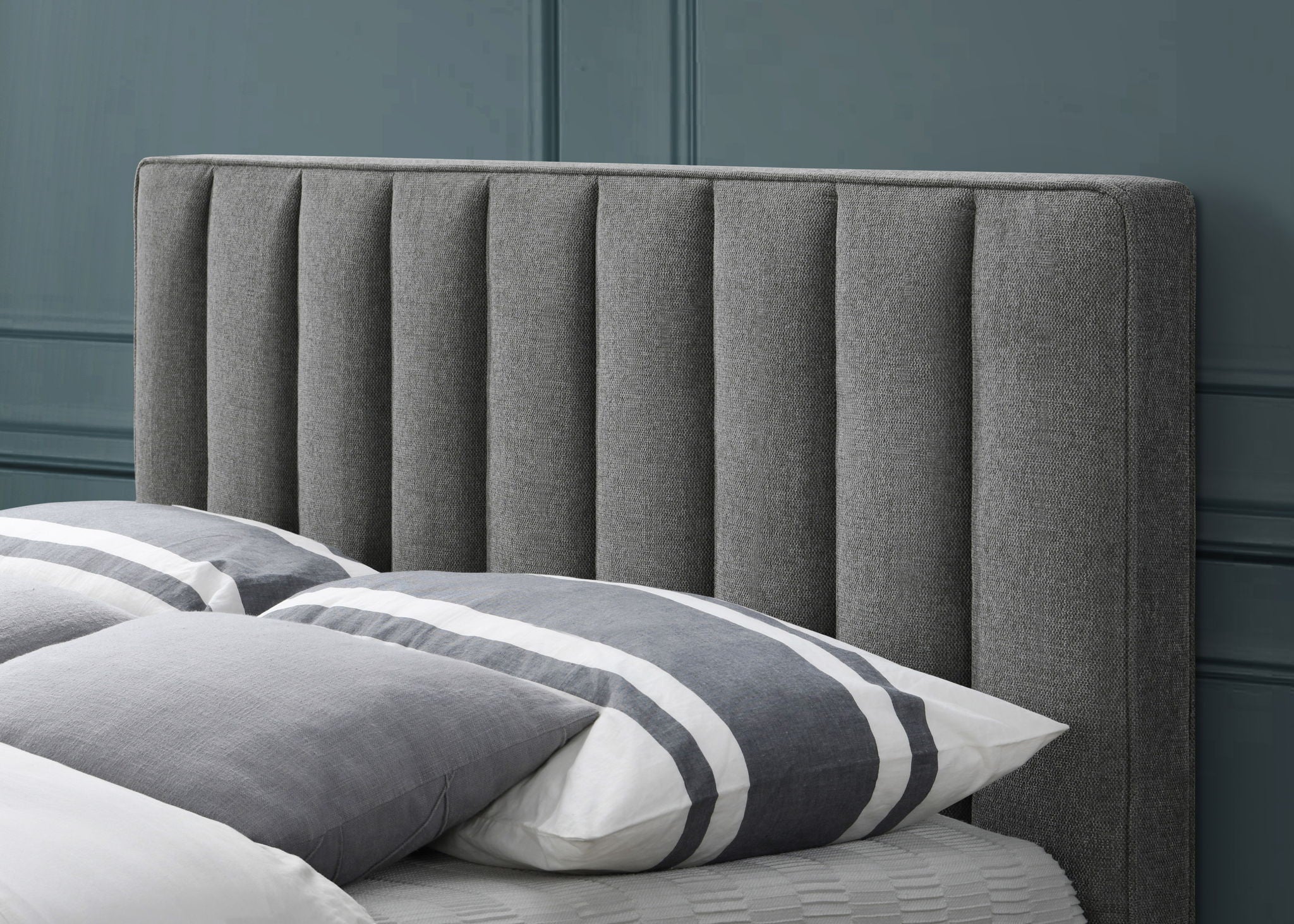 Vance - Bed