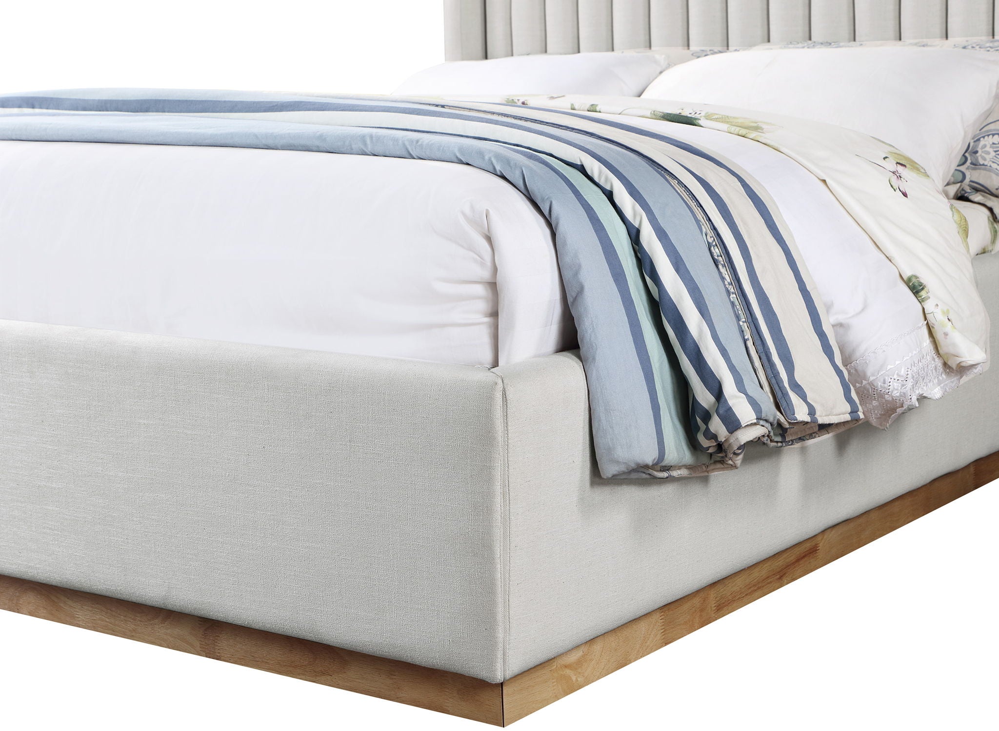 Logan - Bed
