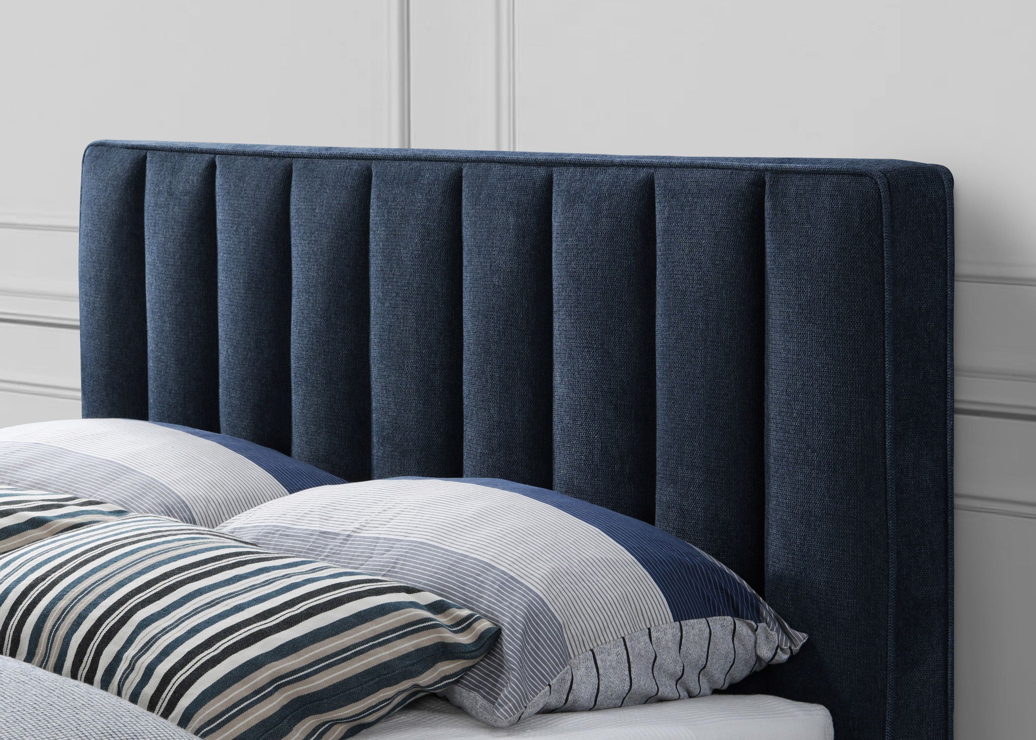 Vance - Bed