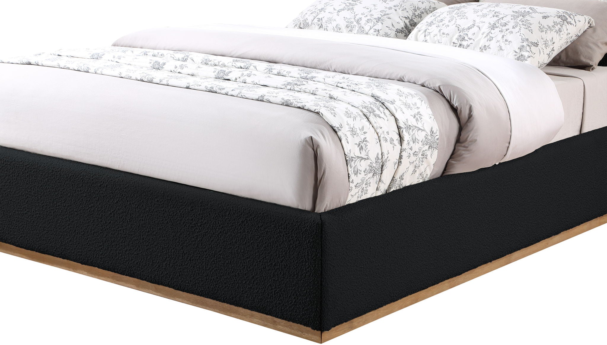 Monaco - Bed