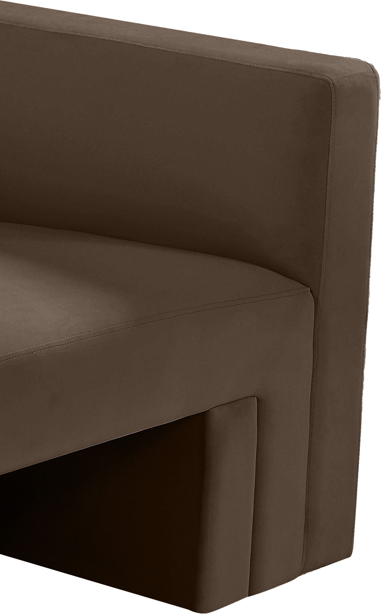 Henson - Loveseat