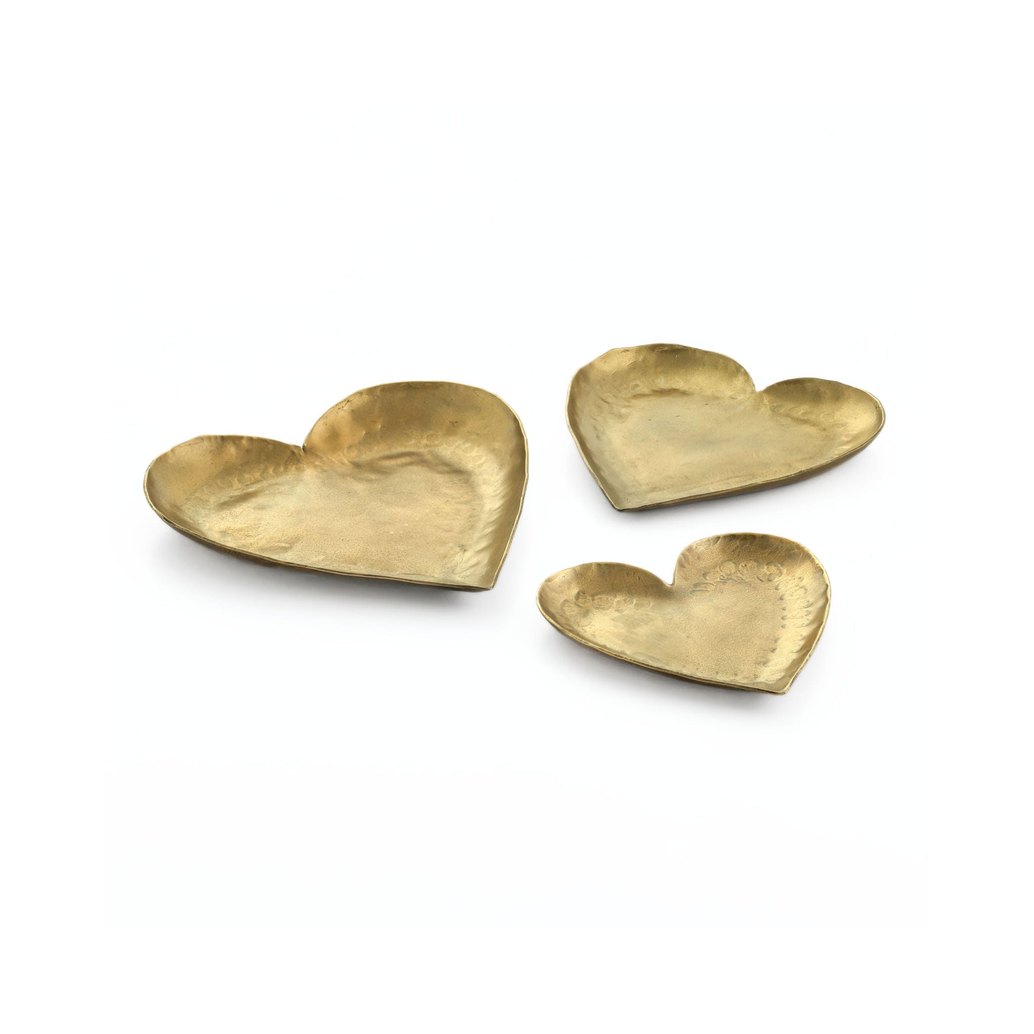 Coeur - Hammered Iron Heart-Shaped Catchalls (Set of 3) - Brass