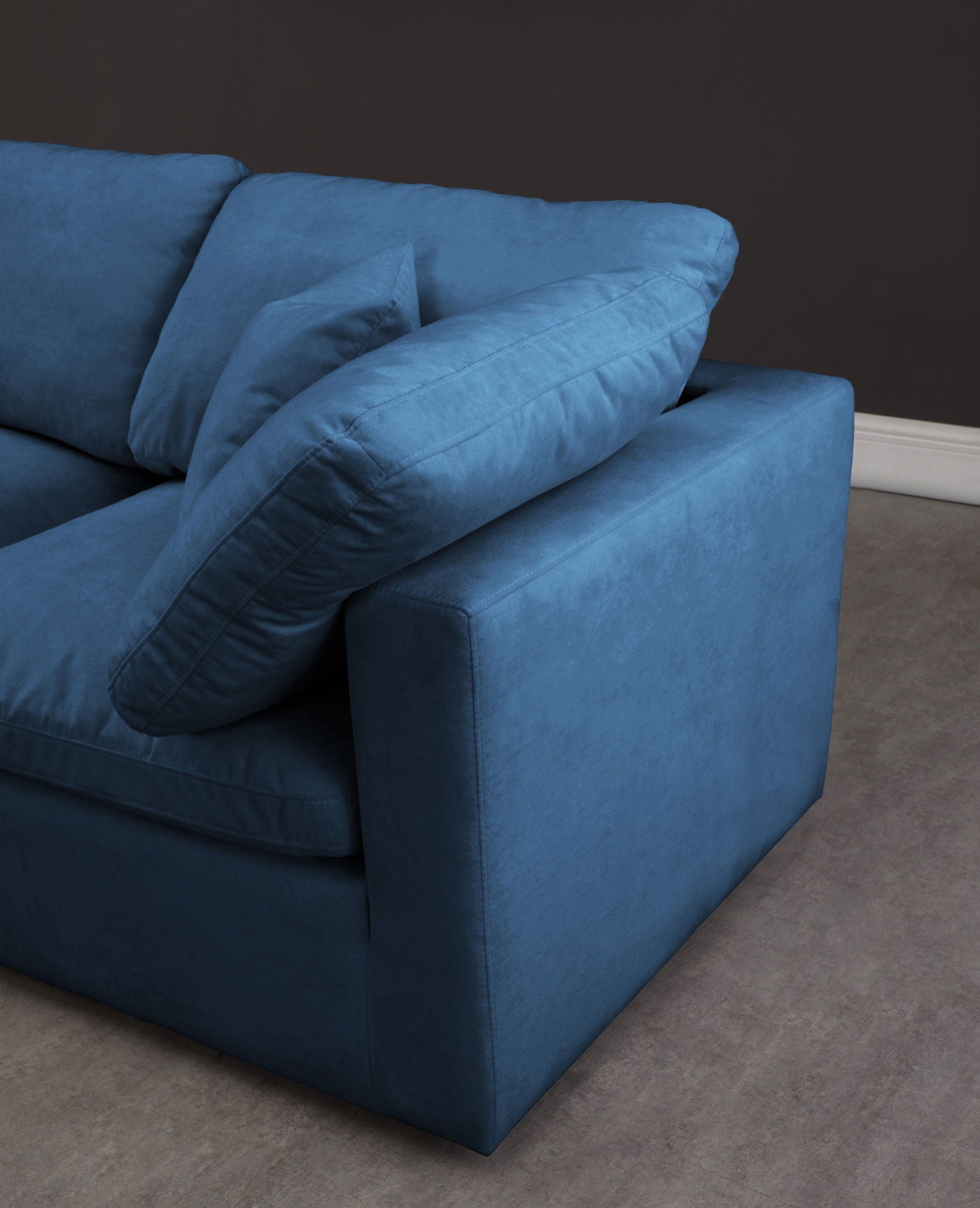 Plush - 7 Piece Modular Sectional