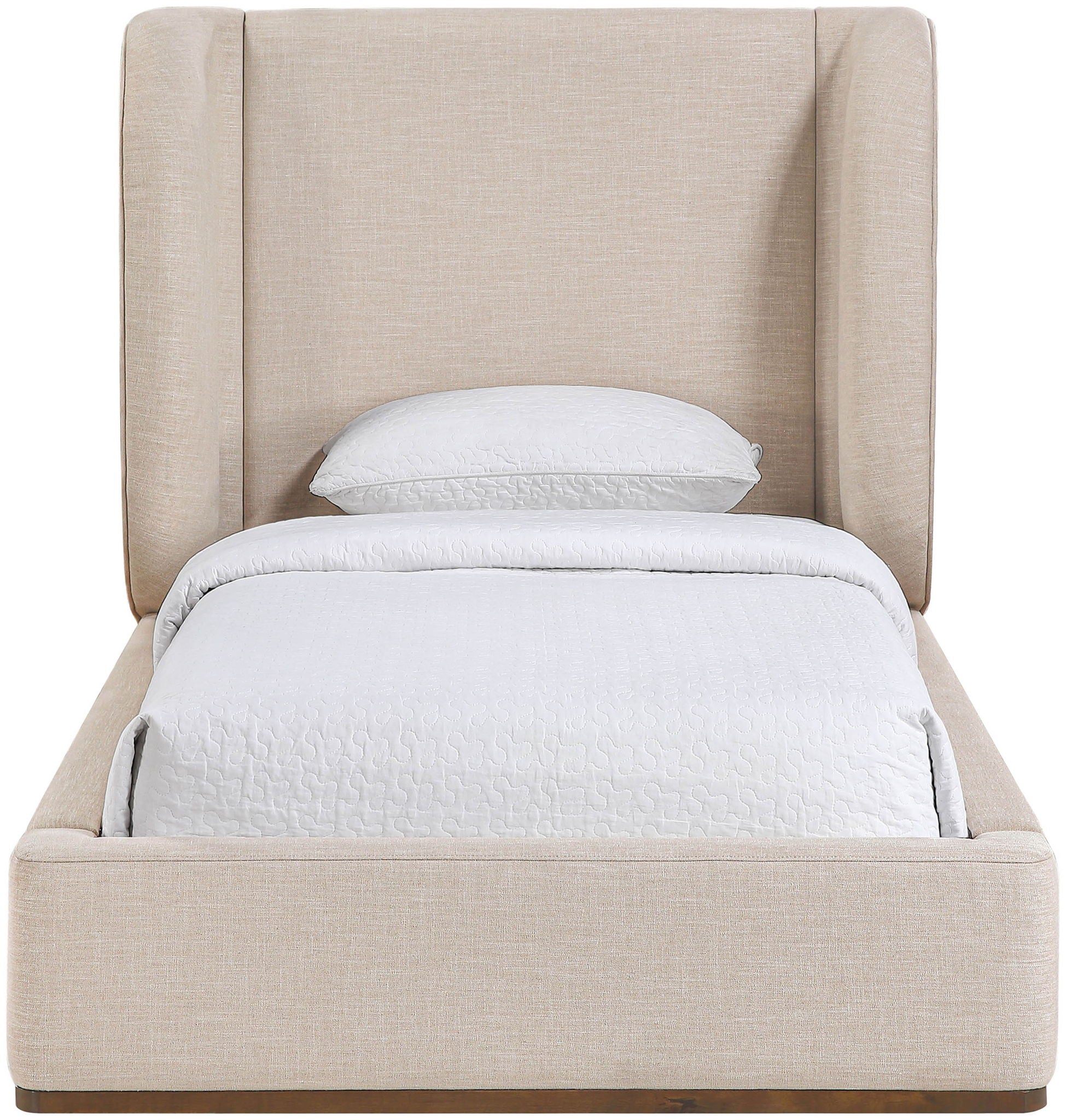 Aurin - Upholstered Bed