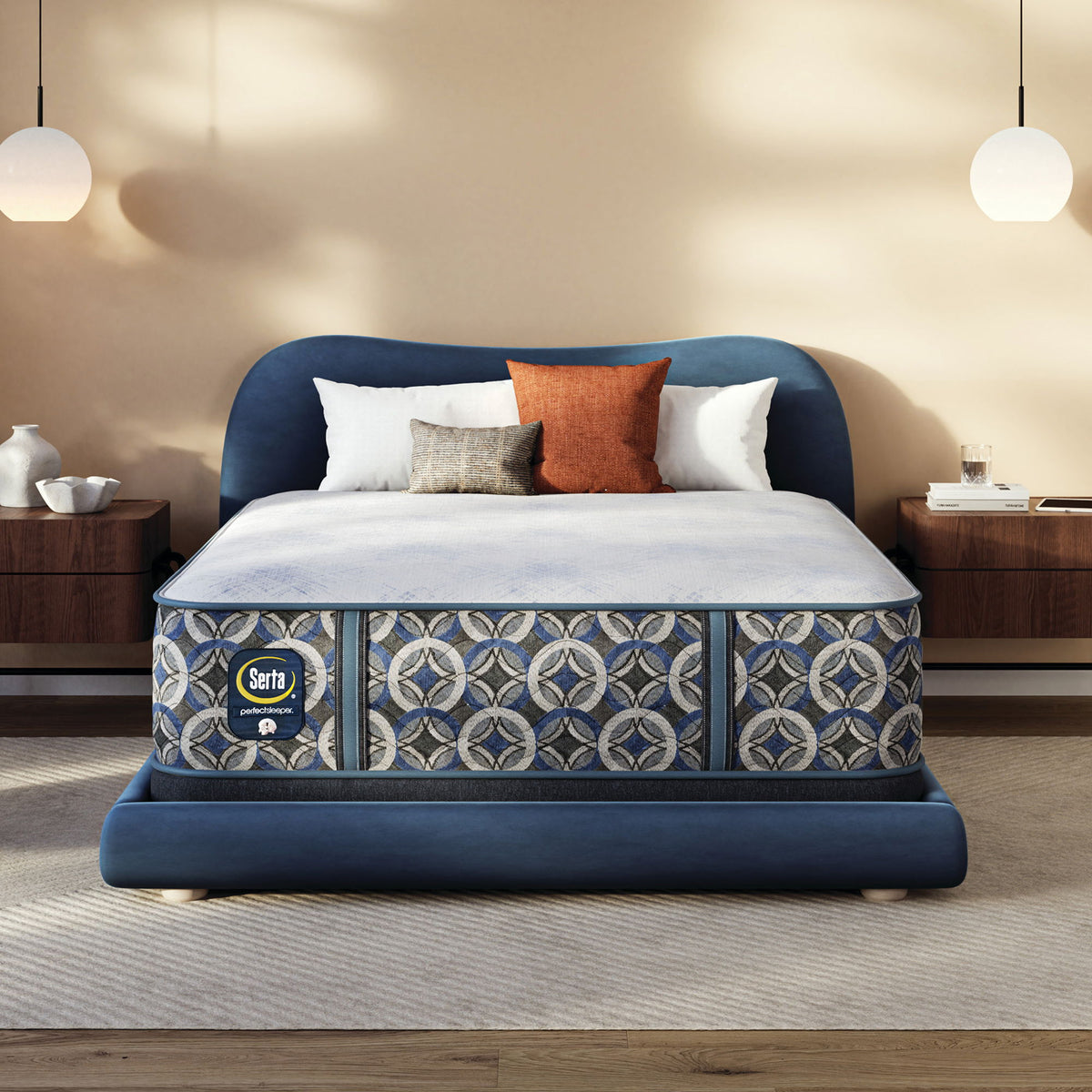 Perfect Sleeper - 14.5" Cascade Bluff Plush Hybrid Mattress