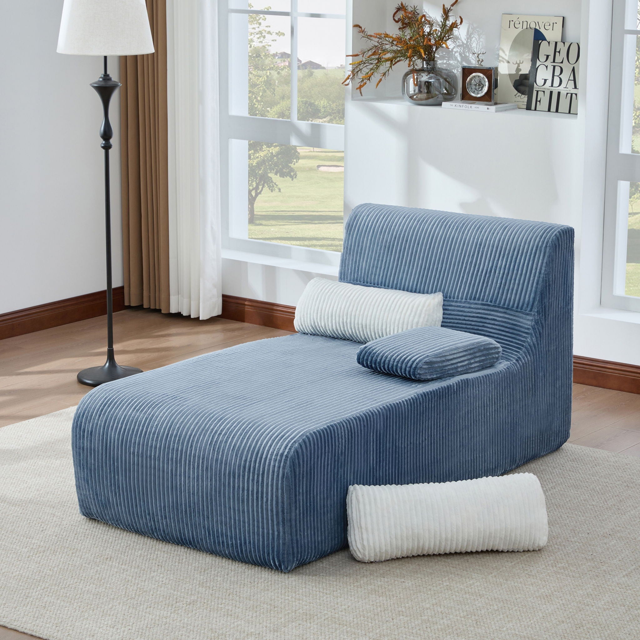 Modern Chaise With Ergonomic Design