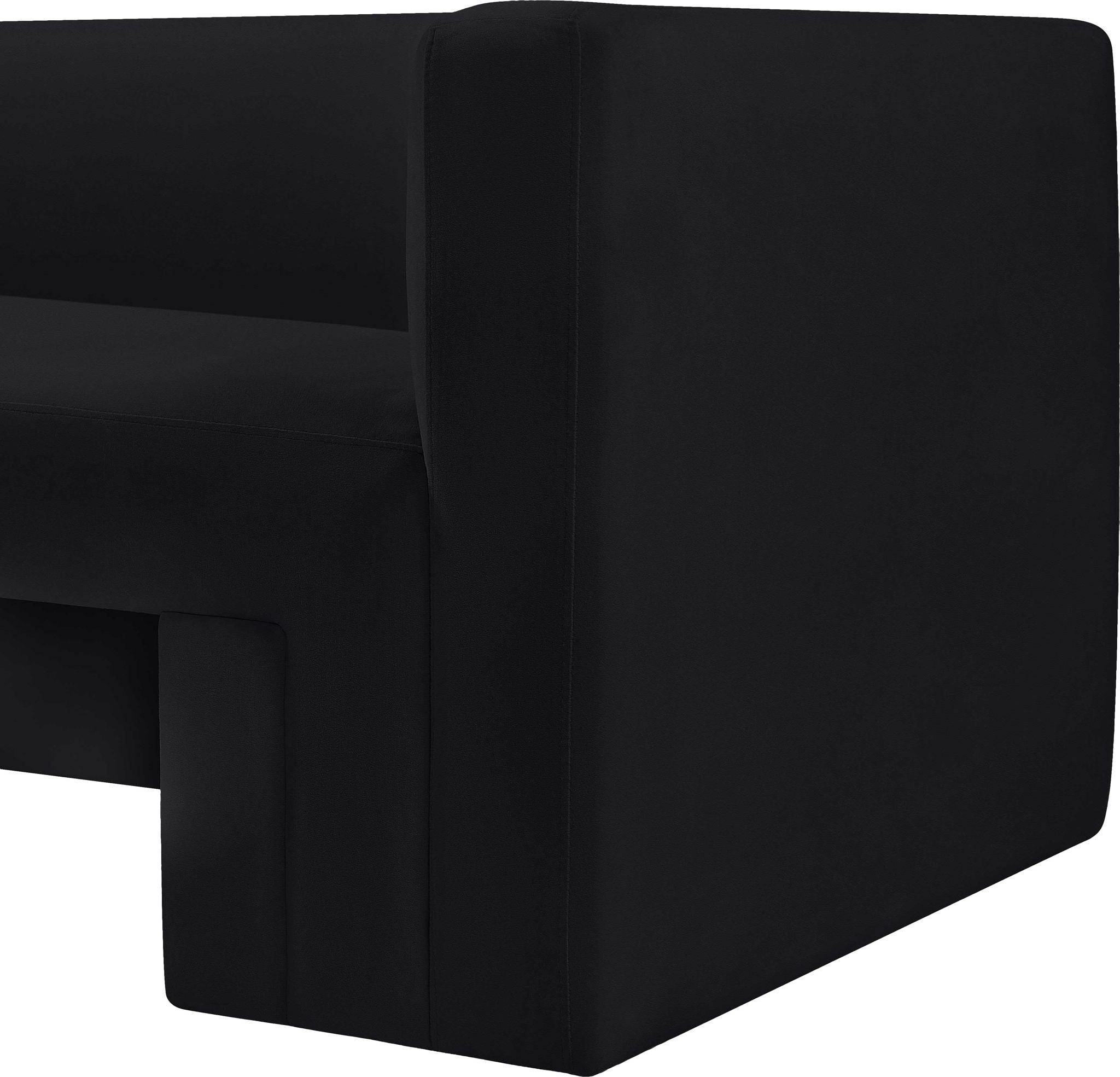 Henson - Loveseat
