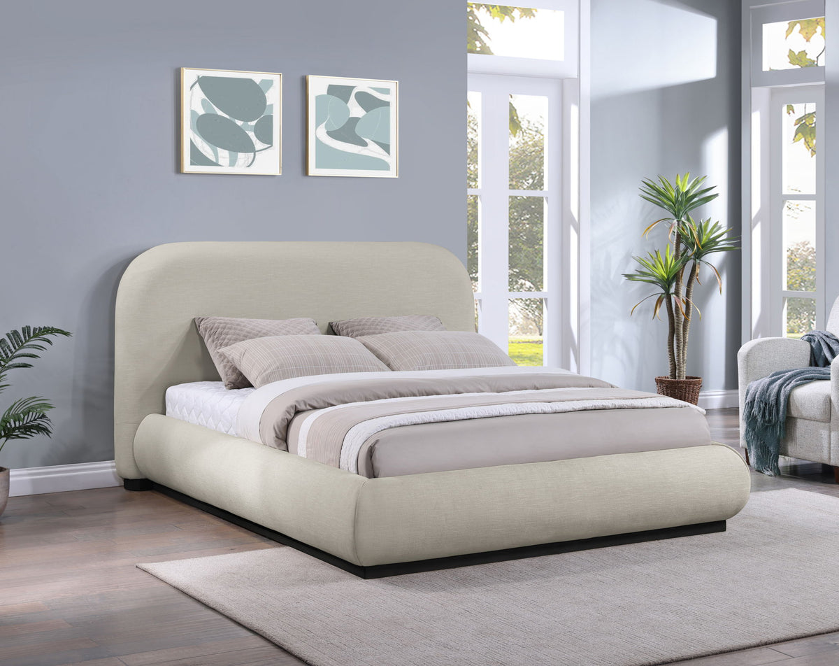 Vaughn - Chenille Bed With Black Base