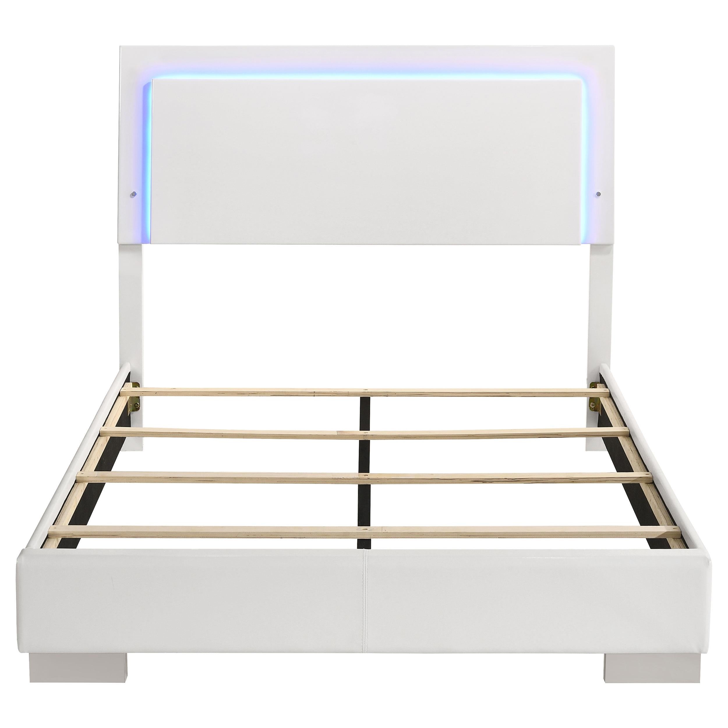 Diamond Modern Furniture COA Felicity Full Upholstered Platform Bed 203500F IMAGE 3