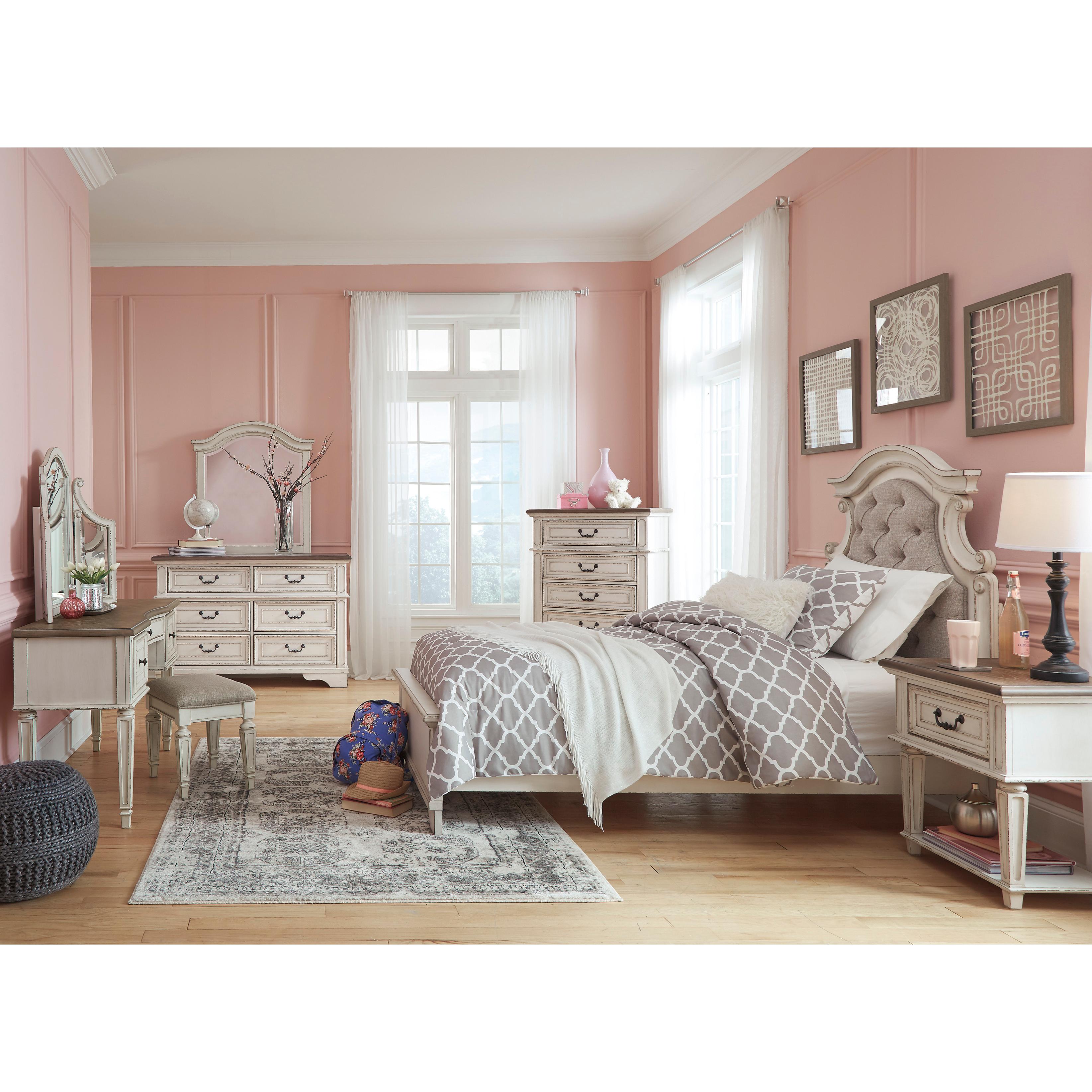 Signature Design by Ashley Realyn 6-Drawer Kids Dresser with Mirror B743-21/B743-26 IMAGE 5